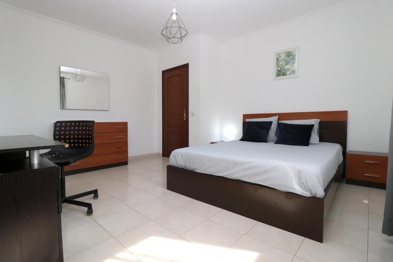 Charming Private Rooms In An Apartment A2 Penha - ฟารู ภายนอก รูปภาพ